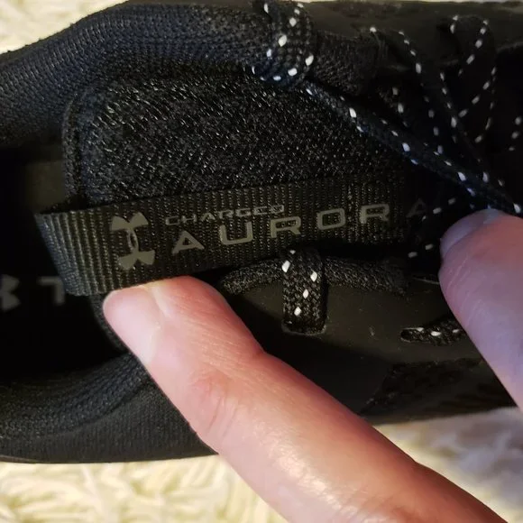 NEW Under Armour Charged Aurora 2 3025060-001 Women Black/White Size 9.5 Shoes - Picture 4 of 7